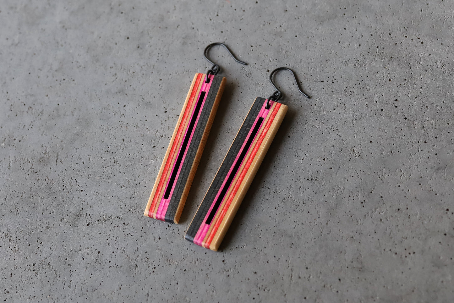 BAR DANGLE EARRINGS