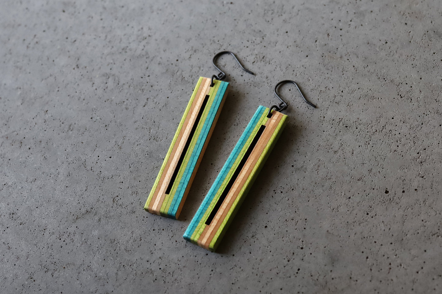 BAR DANGLE EARRINGS