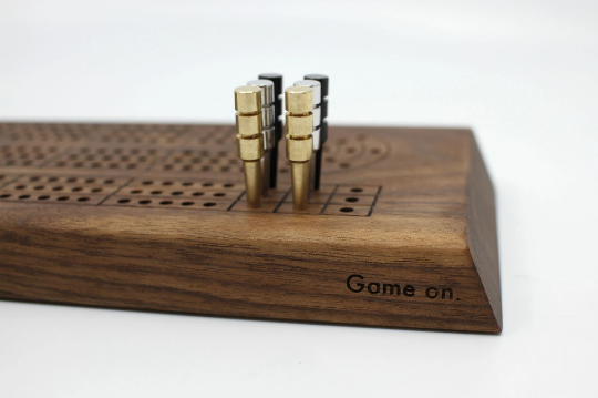 WALNUT CRIBBAGE BOARD